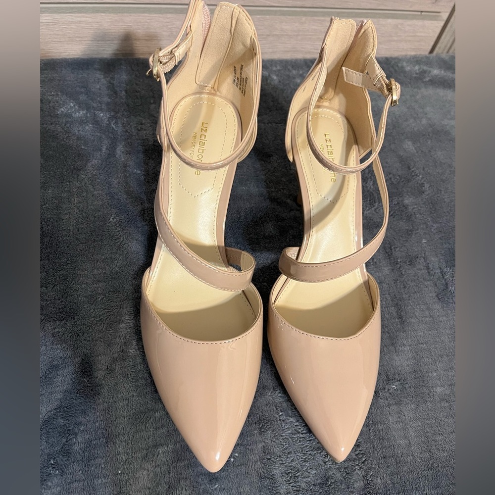 NWOB Liz Claiborne LC. HudsonNougat
Memory Foam Heels Size 7 1/2
